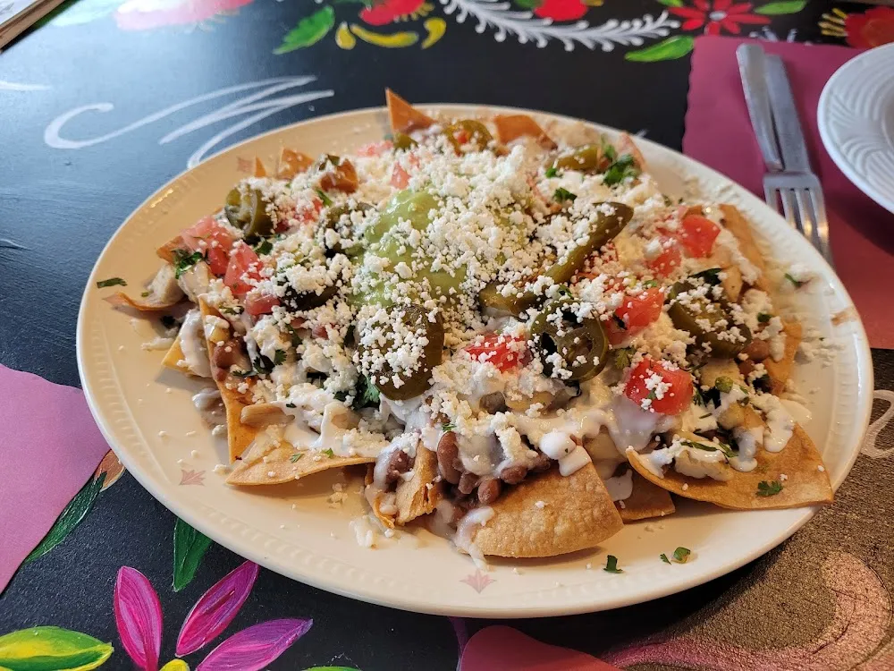 Pollo Chicken Nachos